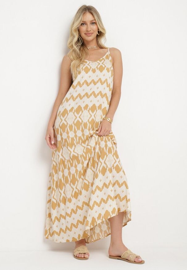 Born2be - Beżowa Wiskozowa Sukienka na Regulowanych Ramiączkach o Geometrycznym Wzorze Vididia. Okazja: na plażę, na co dzień. Kolor: beżowy. Materiał: wiskoza. Długość rękawa: na ramiączkach. Wzór: geometria. Styl: casual, wakacyjny, klasyczny