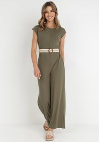 Born2be - Ciemnozielony Kombinezon z Paskiem Thalaera. Kolor: zielony. Materiał: dzianina, prążkowany. Długość rękawa: krótki rękaw. Długość: krótkie. Wzór: jednolity. Sezon: lato. Styl: boho #1