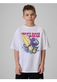 4f - 4F T-shirt loose z nadrukiem chłopięcy - biały 158/164 (12-14 lat). Okazja: na co dzień. Kolor: biały. Materiał: dzianina, skóra, bawełna. Wzór: nadruk. Sezon: lato. Styl: casual #1