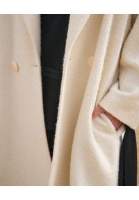 BY CABO - Oversizowy płaszcz wełniany PIGALLE blanche. Kolor: biały. Materiał: wełna #6
