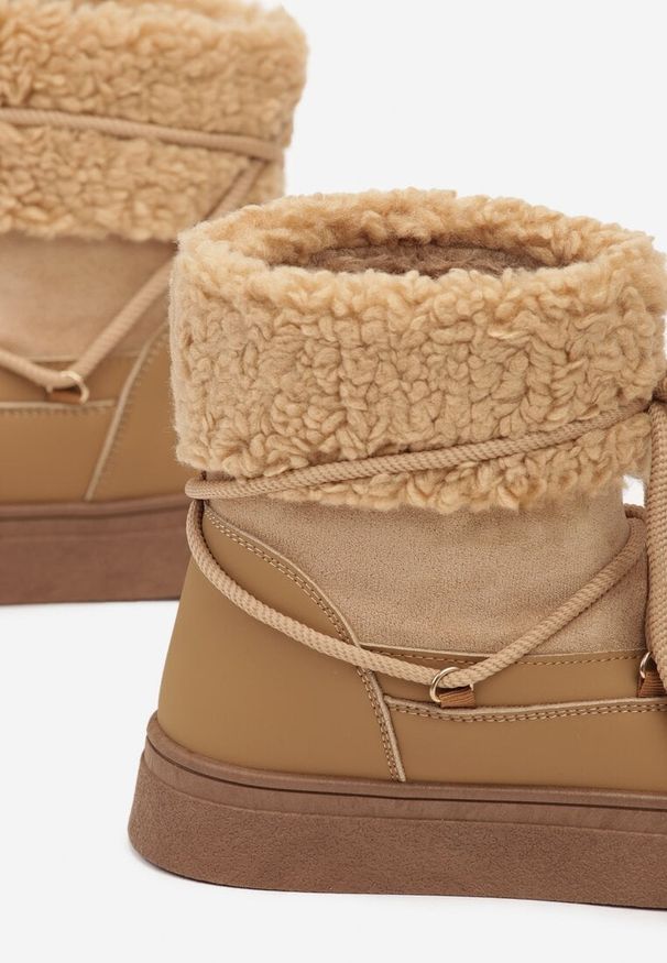 Born2be - Brązowe Śniegowce na Grubej Podeszwie ze Sznurowaniem i Futerkiem Izantea. Okazja: na co dzień. Kolor: brązowy. Materiał: futro. Sezon: zima. Styl: casual, elegancki