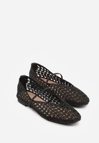 Born2be - Czarne Ażurowe Balerinki z Imitacji Plecionki z Paskiem Naeraea. Okazja: na co dzień. Zapięcie: pasek. Kolor: czarny. Materiał: len. Wzór: ażurowy. Sezon: wiosna, lato. Styl: casual, klasyczny #3