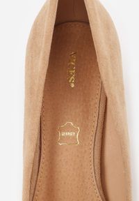 Born2be - Beżowe Klasyczne Czółenka na Obcasie ze Skórzaną Wkładką Maithria. Okazja: do pracy, na spotkanie biznesowe. Kolor: beżowy. Materiał: skóra. Obcas: na obcasie. Styl: klasyczny. Wysokość obcasa: średni #4