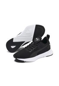 Buty do chodzenia dla dzieci Puma Flyer Runner Jr. Kolor: czarny, biały, wielokolorowy. Materiał: tkanina, materiał, guma, syntetyk. Sport: turystyka piesza