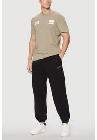 Guess - GUESS Czarne męskie spodnie dresowe Emis, Rozmiar XL. Kolor: czarny. Materiał: dresówka #4