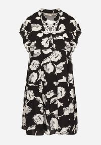 Born2be - Czarna Bawełniana Sukienka o Kroju Oversize w Kwiaty Liralea. Okazja: na spacer, na co dzień. Kolor: czarny. Materiał: bawełna. Wzór: kwiaty. Typ sukienki: oversize. Styl: casual, klasyczny #3