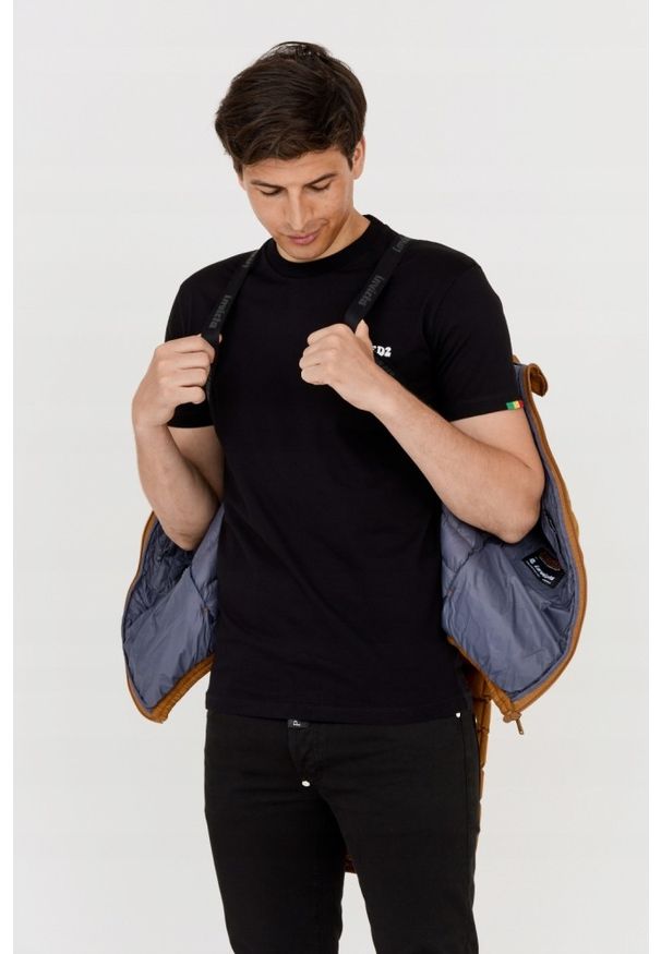 Invicta - INVICTA Brązowa męska kurtka puchowa z kapturem, Rozmiar M. Typ kołnierza: kaptur. Kolor: brązowy. Materiał: puch