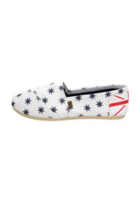 Białe tenisówki, buty damskie McKey DTN118. Kolor: biały. Materiał: tkanina #1