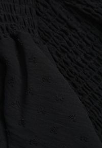 Renee - Czarny Komplet Top Hiszpanka i Spódnico-Spodenki z Falbanami oraz Gumką Rinaria. Kolor: czarny. Materiał: jeans #3