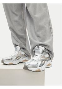 Reebok Sneakersy CHARGE AR30246WSWT Biały. Kolor: biały. Materiał: materiał #7