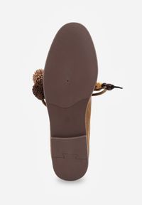 Born2be - Ciemnobeżowe Mokasyny VICES z Wkładką ze Skóry Natualnej Ozdobione Koralikami. Nosek buta: okrągły. Kolor: beżowy. Materiał: skóra. Wzór: aplikacja. Obcas: na obcasie. Styl: klasyczny. Wysokość obcasa: niski #5