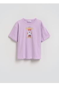 Reserved - T-shirt z nadrukiem na plecach - lawendowy. Kolor: fioletowy. Materiał: bawełna. Wzór: nadruk #1
