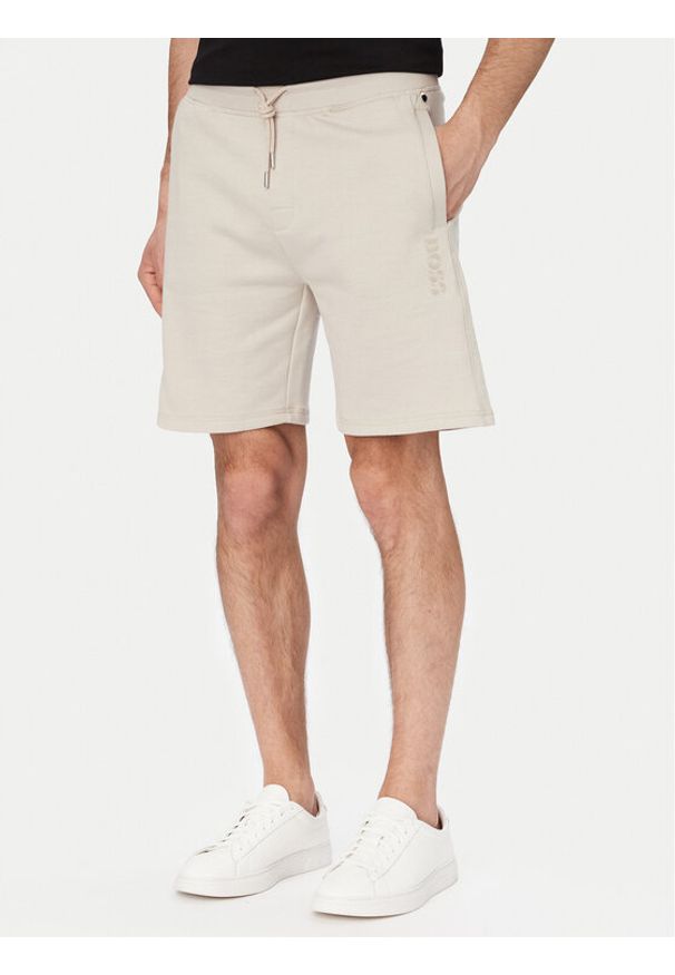 BOSS Szorty sportowe 50561500 Beżowy Regular Fit. Kolor: beżowy. Materiał: bawełna. Styl: sportowy