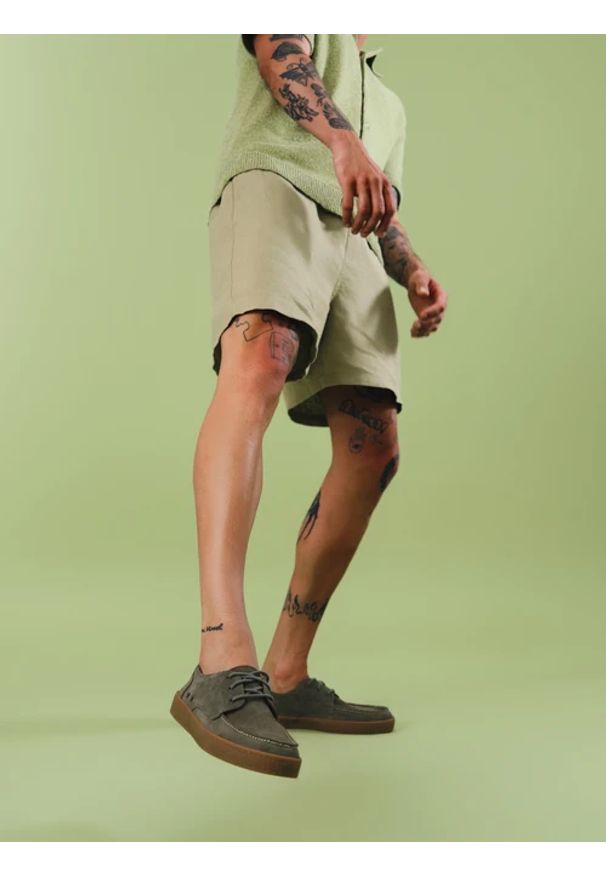 Ryłko - Welurowe półbuty męskie w stylu casual. Okazja: na co dzień. Kolor: zielony. Materiał: skóra, welur. Styl: casual