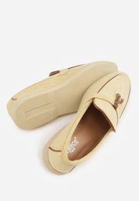 Born2be - Żółte Mokasyny z Imitacji Zamszu Zdobione Aplikacją z Zawieszkami Peleg. Okazja: do pracy, na spotkanie biznesowe. Kolor: żółty. Materiał: zamsz. Wzór: aplikacja. Styl: biznesowy, elegancki #7