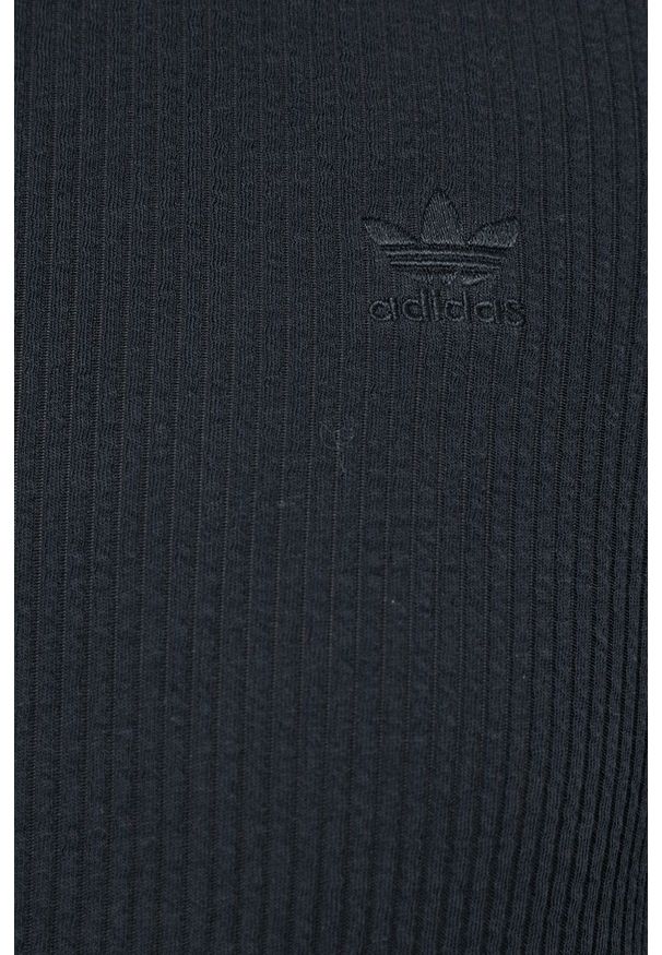 adidas Originals longsleeve Trefoil Moments HE6905 damski kolor czarny z golfem. Okazja: na co dzień. Typ kołnierza: golf. Kolor: czarny. Materiał: bawełna, dzianina, materiał. Długość rękawa: długi rękaw. Styl: casual