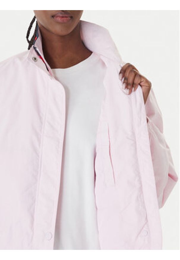 Tommy Jeans Kurtka przejściowa Essential DW0DW20439 Różowy Regular Fit. Kolor: różowy. Materiał: syntetyk