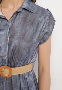 Born2be - Niebieska Sukienka Ozdobiona Plecionym Paskiem i Guzikami Filianea. Okazja: na co dzień. Kolor: niebieski. Materiał: jeans. Wzór: aplikacja. Styl: casual, elegancki #4