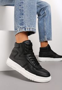 Born2be - Czarne Płaskie Sznurowane Sneakersy z Cholewką za Kostkę Targia. Wysokość cholewki: za kostkę. Kolor: czarny. Materiał: jeans. Szerokość cholewki: normalna #1