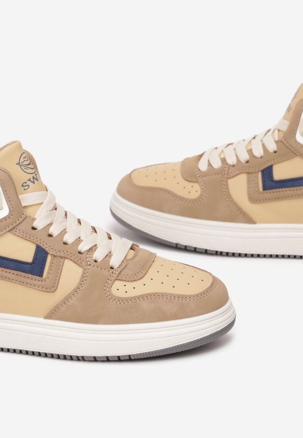Born2be - Ciemnobeżowe Sneakersy Alcothee. Kolor: beżowy. Materiał: jeans. Obcas: na obcasie. Wysokość obcasa: niski