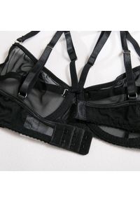 Intica - Komplet bielizny z koronką na specjalne okazje Sylvia. Kolor: czarny. Materiał: koronka. Wzór: koronka #11