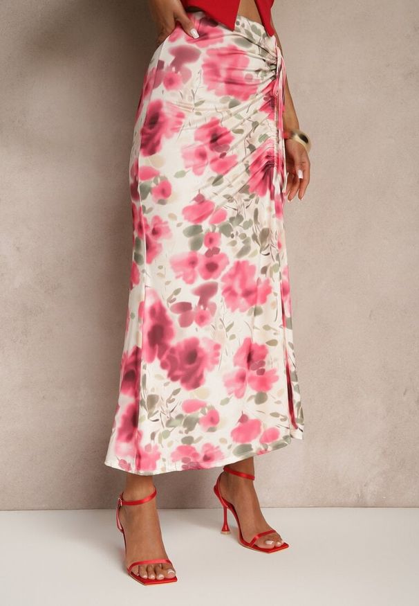 Renee - Fuksjowa Marszczona Spódnica Kwiatowa Ozdobiona Rozcięciem na Nogę Ateralene. Okazja: na co dzień. Kolor: różowy. Wzór: kwiaty, aplikacja. Styl: casual, klasyczny