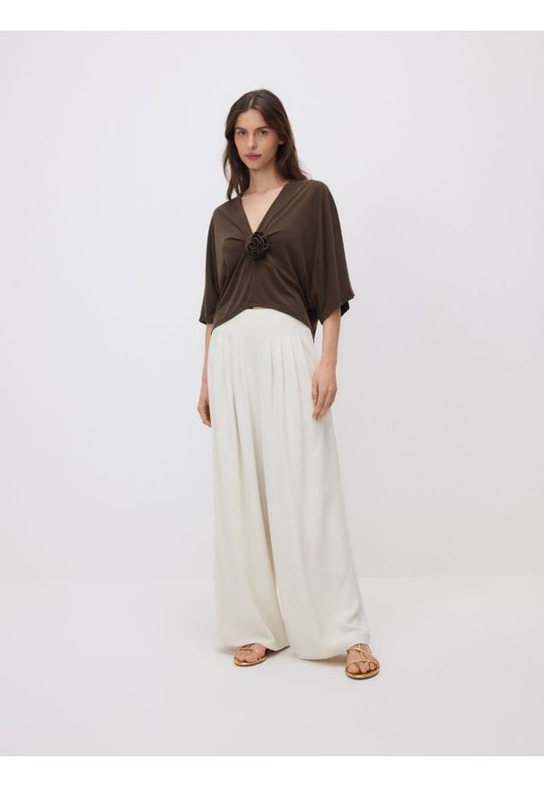 Reserved - Bluzka kimono z modalem - brązowy. Kolor: brązowy. Materiał: dzianina