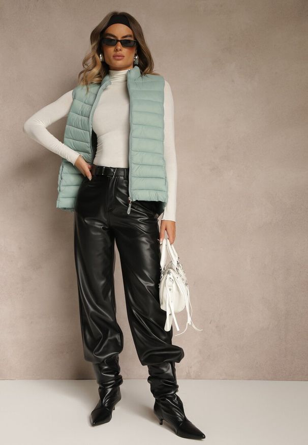 Renee - Jasnozielona Kamizelka Ozdobiona Pikowaniem Soellame. Okazja: na co dzień. Kolor: zielony. Wzór: aplikacja. Styl: street, casual