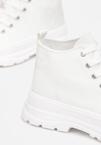 Born2be - Białe Trampki Calypheosis. Wysokość cholewki: przed kolano. Nosek buta: okrągły. Kolor: biały. Materiał: guma, materiał, jeans. Szerokość cholewki: normalna #3