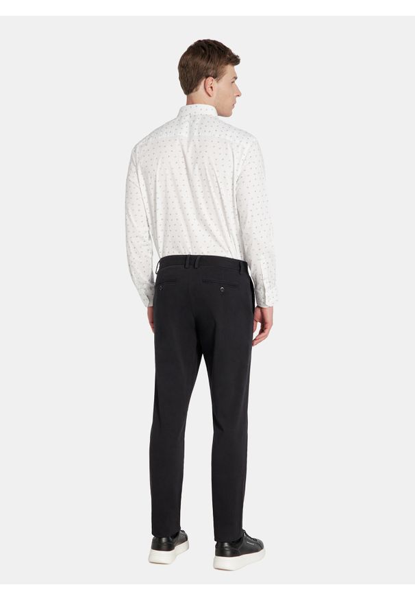 Pako Lorente - PAKO LORENTE - Granatowe spodnie chino z bawełną. Kolor: niebieski. Materiał: bawełna. Wzór: gładki. Sezon: zima, jesień. Styl: klasyczny