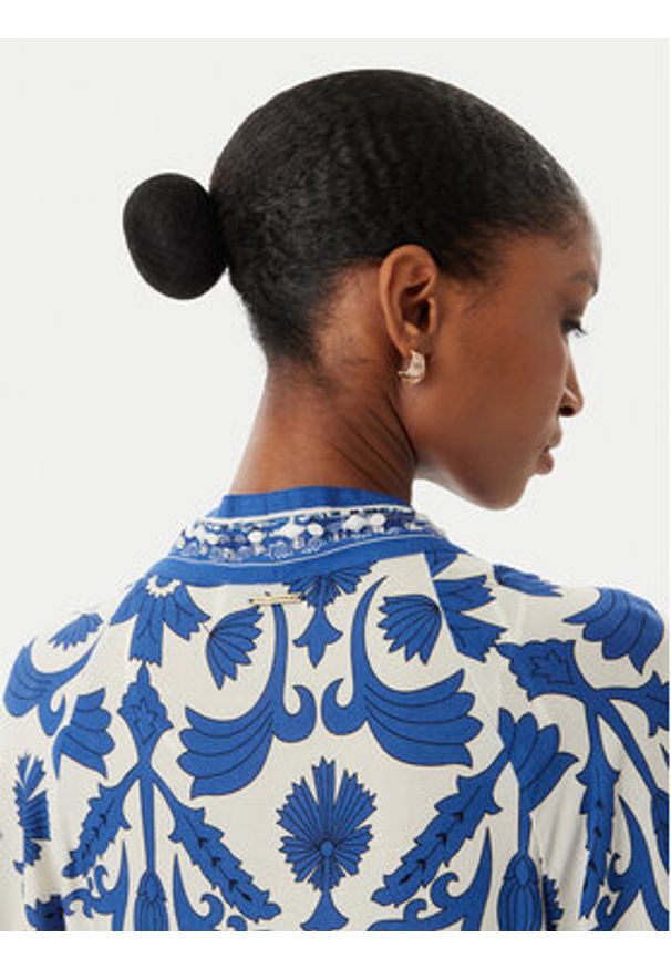 LOLA CASADEMUNT Sukienka codzienna LS2616032 Niebieski Regular Fit. Okazja: na co dzień. Kolor: niebieski. Materiał: wiskoza. Typ sukienki: proste. Styl: casual