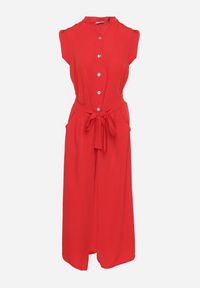 Born2be - Czerwona Sukienka Koszulowa o Rozkloszowanym Kroju z Wiązaniem w Pasie Mavirielle. Okazja: na co dzień. Typ kołnierza: dekolt w serek. Kolor: czerwony. Materiał: skóra. Długość rękawa: długi rękaw. Typ sukienki: koszulowe. Styl: casual, elegancki #5