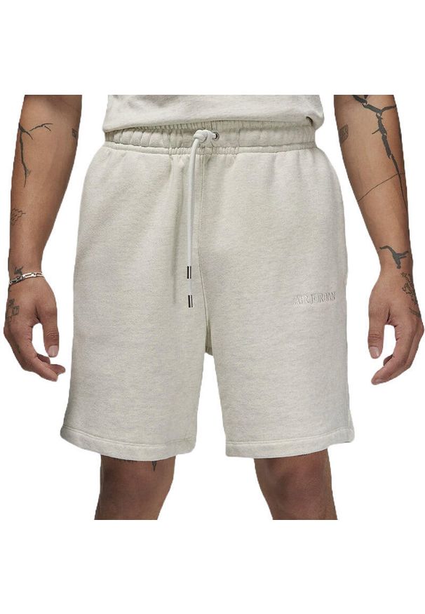 Szorty męskie Jordan Men Wordmark Fleece Short Oatmeal Heather. Kolor: beżowy. Materiał: bawełna, materiał. Długość: krótkie. Sezon: lato