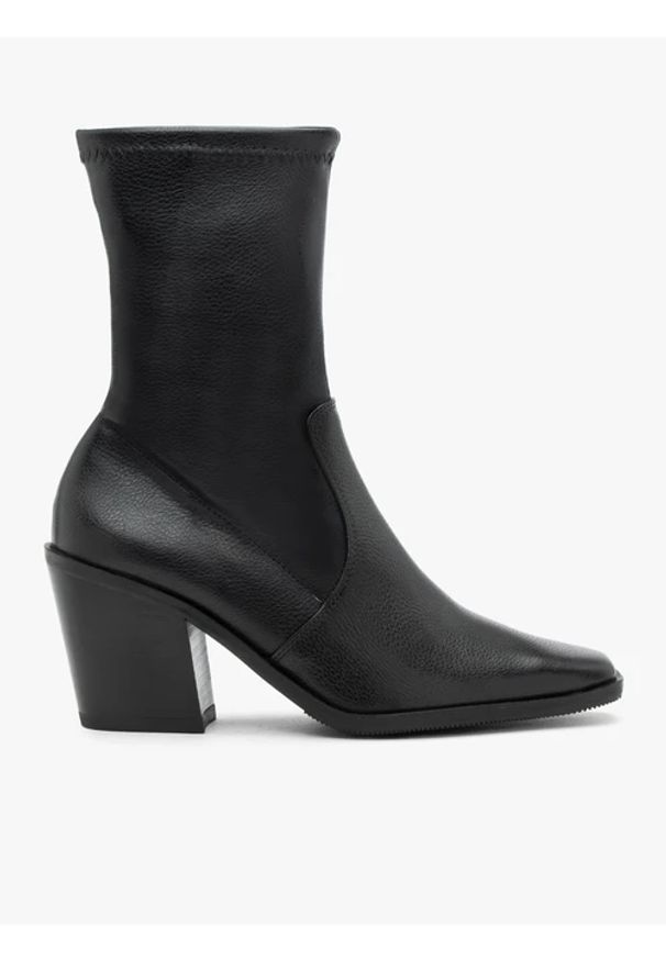 Ryłko - Czarne wyższe botki z elastyczną cholewką. Zapięcie: zamek. Kolor: czarny. Materiał: skóra. Szerokość cholewki: normalna. Obcas: na słupku. Styl: street, klasyczny
