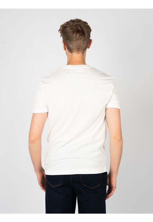 John Richmond T-Shirt | HMP25025TS | Mężczyzna | Biały. Okazja: na co dzień. Kolor: biały. Materiał: bawełna. Wzór: nadruk. Styl: casual