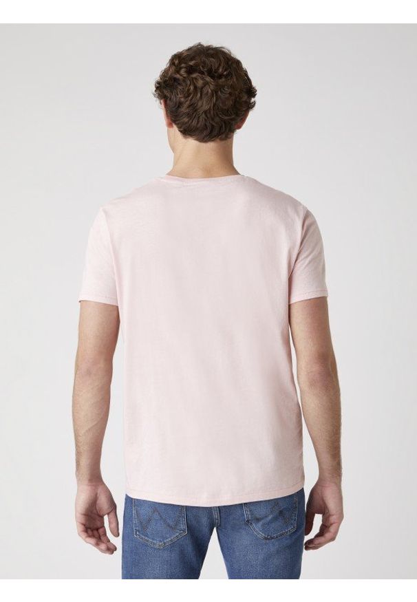 Wrangler - MĘSKI T-SHIRT WRANGLER SS SIGN OFF TEE SILVER PINK W7C07D3TU 112131607