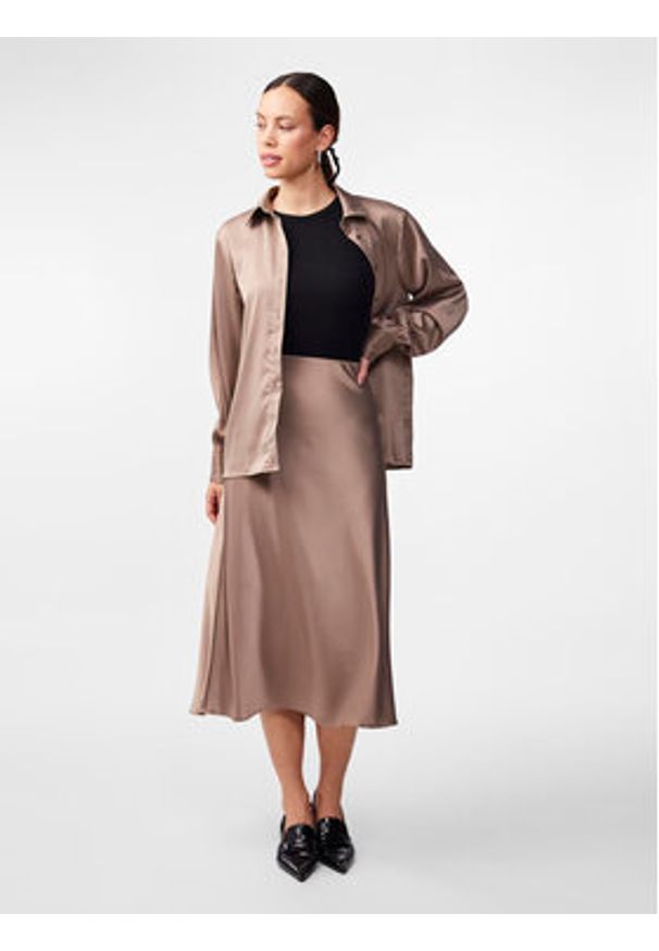 YAS Spódnica trapezowa Pella 26030737 Brązowy Regular Fit. Kolor: brązowy. Materiał: syntetyk