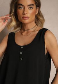 Renee - Czarny Top z Bawełną Ozdobiony Guzikami Ulosiella. Okazja: na co dzień, na spacer. Kolor: czarny. Materiał: bawełna. Wzór: aplikacja. Sezon: lato. Styl: casual, elegancki #5