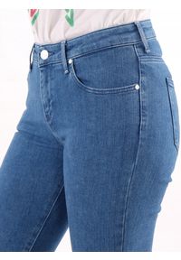 Wrangler - WRANGLER SLIM CROP DAMSKIE SPODNIE JEANSOWE RETRO ACTION W248GU124. Styl: retro