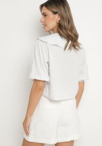 Born2be - Jasnoniebieska Bluzka z Wiskozą w Kratę z Wiązaniem Radellis. Okazja: na co dzień. Kolor: niebieski. Materiał: wiskoza. Styl: elegancki, casual #7