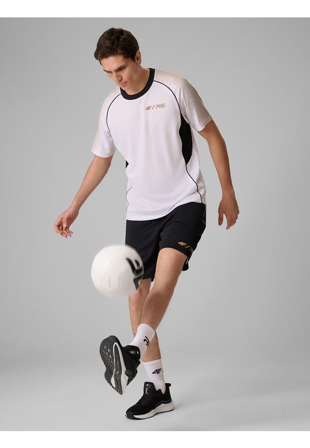 4f - 4F Koszulka treningowa szybkoschnąca męska 4F x Robert Lewandowski - biała XXL. Kolor: biały. Materiał: materiał. Sezon: lato. Sport: piłka nożna, fitness