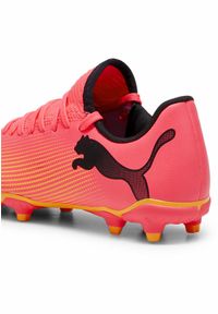 Puma - Młodzieżowe buty piłkarskie FUTURE 7 PLAY FG/AG PUMA. Kolor: żółty, czarny, pomarańczowy, wielokolorowy. Sport: piłka nożna