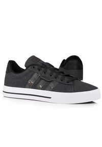 Adidas - Buty męskie classic do chodzenia ADIDAS DAILY 3,0. Kolor: biały, wielokolorowy, szary. Sport: turystyka piesza #1