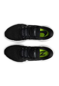 Buty do biegania Nike Air Zoom Vomero 16 M DA7245-001 czarne. Okazja: na co dzień. Zapięcie: pasek. Kolor: czarny. Materiał: guma. Szerokość cholewki: normalna. Sezon: zima. Model: Nike Zoom. Sport: fitness #7