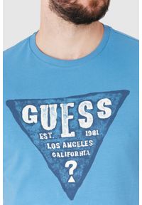 Guess - GUESS Niebieski t-shirt męski z dużym logo. Kolor: niebieski. Wzór: nadruk