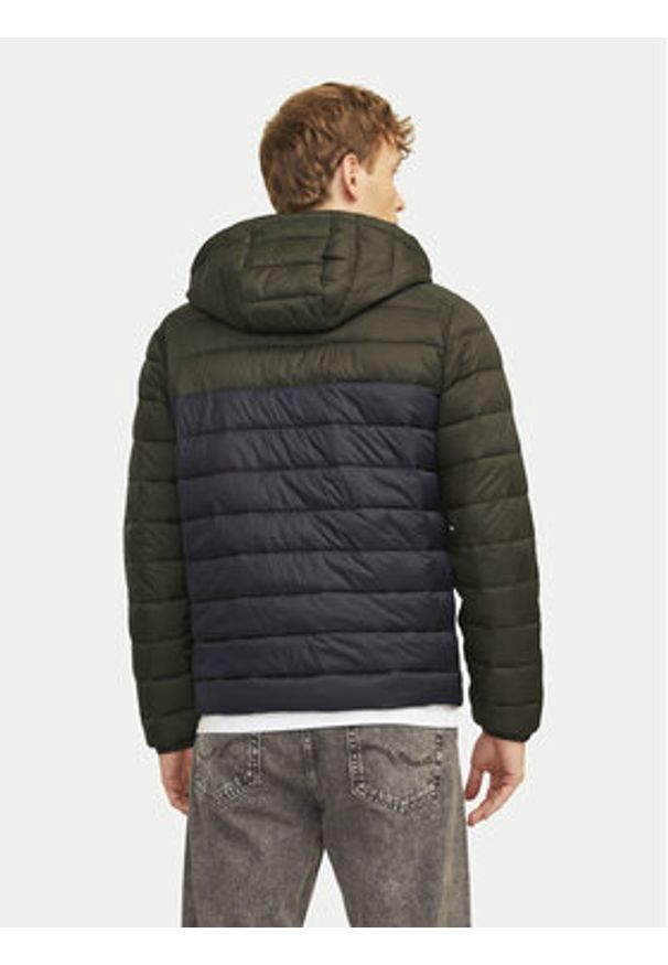 Jack & Jones Kurtka zimowa Sprint 12258441 Czarny Regular Fit. Kolor: czarny. Materiał: syntetyk. Sezon: zima