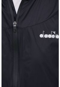 Diadora kurtka do biegania Be One kolor czarny przejściowa oversize. Kolor: czarny. Materiał: materiał