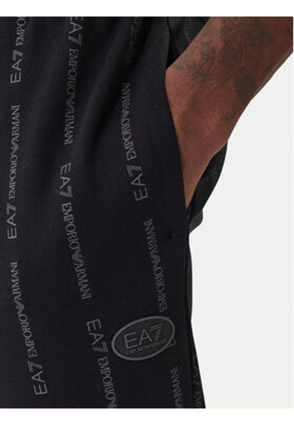 EA7 Emporio Armani Spodnie dresowe 7M001394 AF12660 FC039 Czarny Regular Fit. Kolor: czarny. Materiał: bawełna, syntetyk