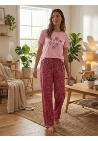 Sinsay - Bawełniana piżama dwuczęściowa z motywem kwiatowym - różowy. Kolor: różowy. Materiał: bawełna. Wzór: kwiaty #1