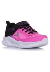 skechers - Buty do chodzenia dla dzieci Skechers Sola Glow. Kolor: różowy. Materiał: materiał, syntetyk. Szerokość cholewki: normalna. Model: Skechers Sport. Sport: turystyka piesza